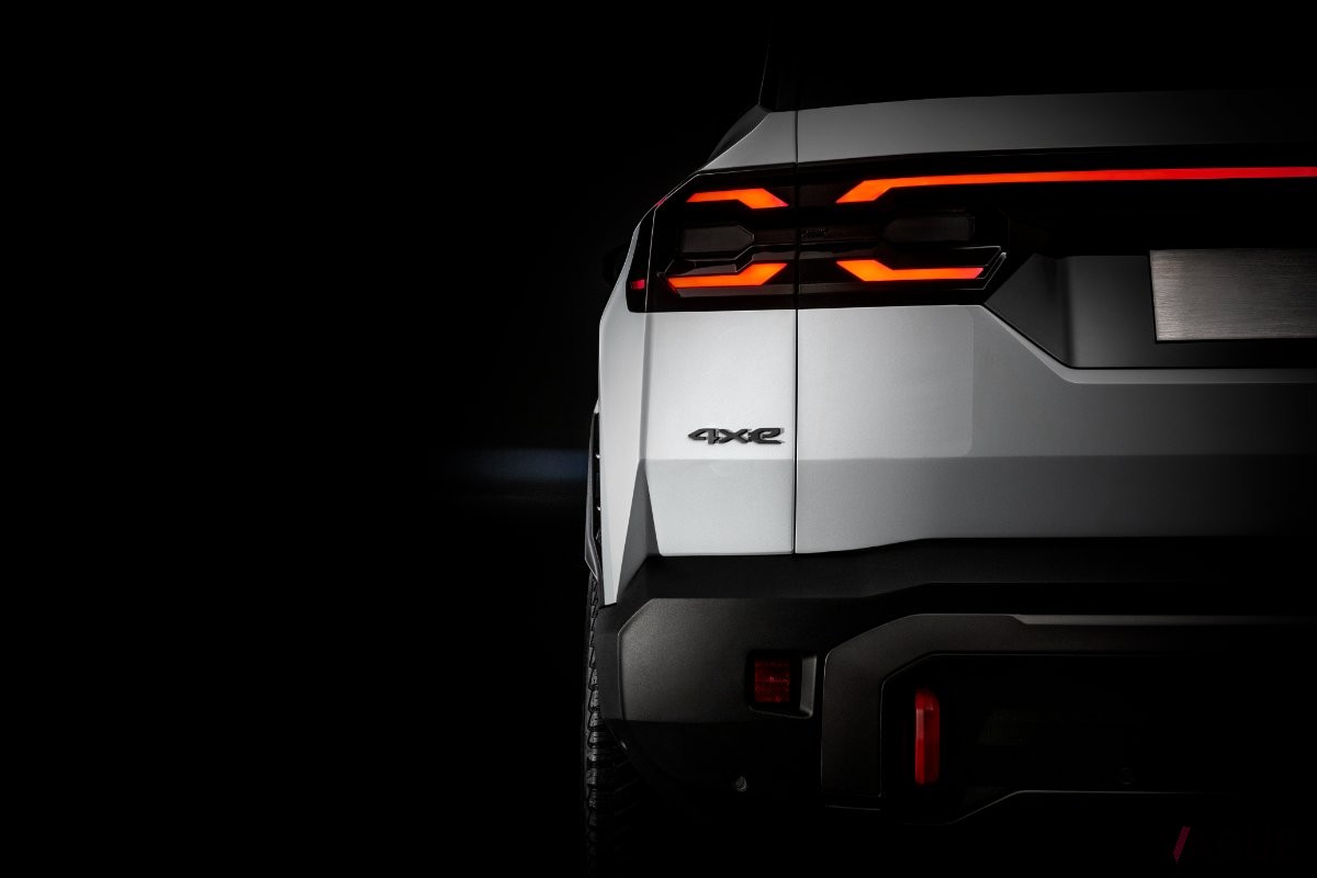新型「コンパス」の4×4
