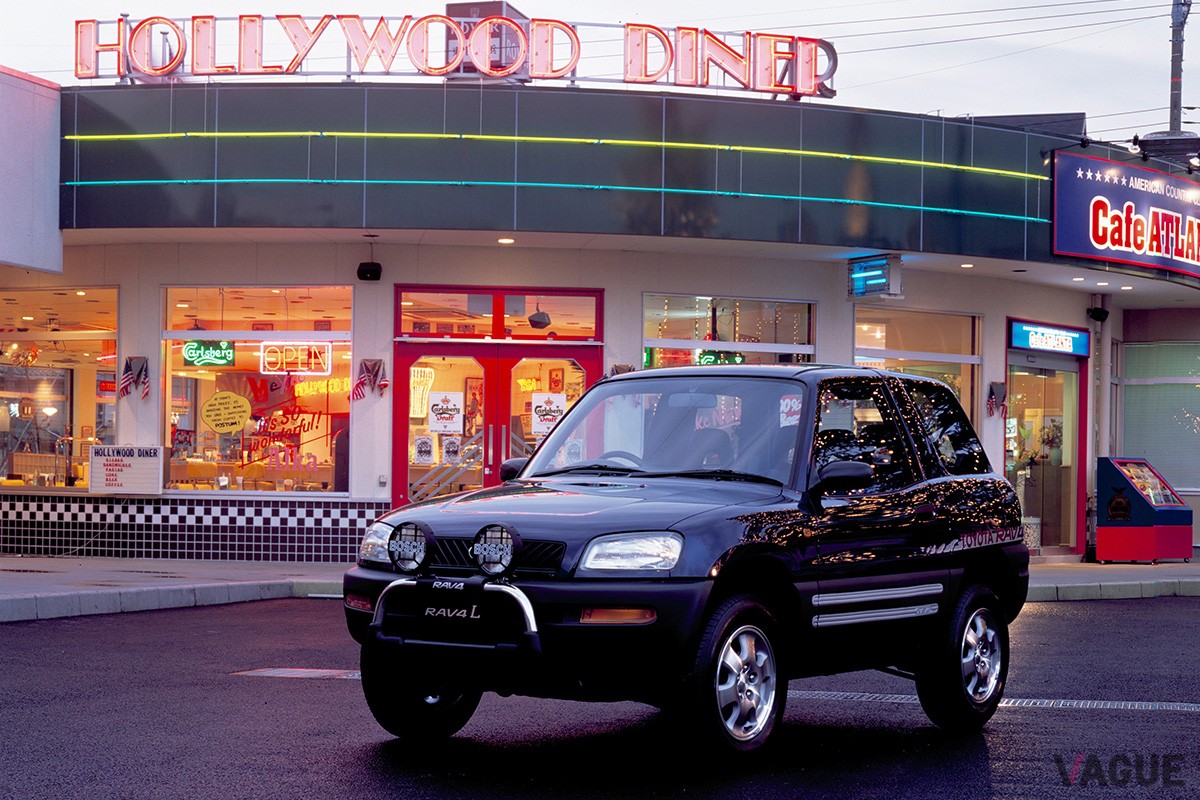 トヨタ初代「RAV4」