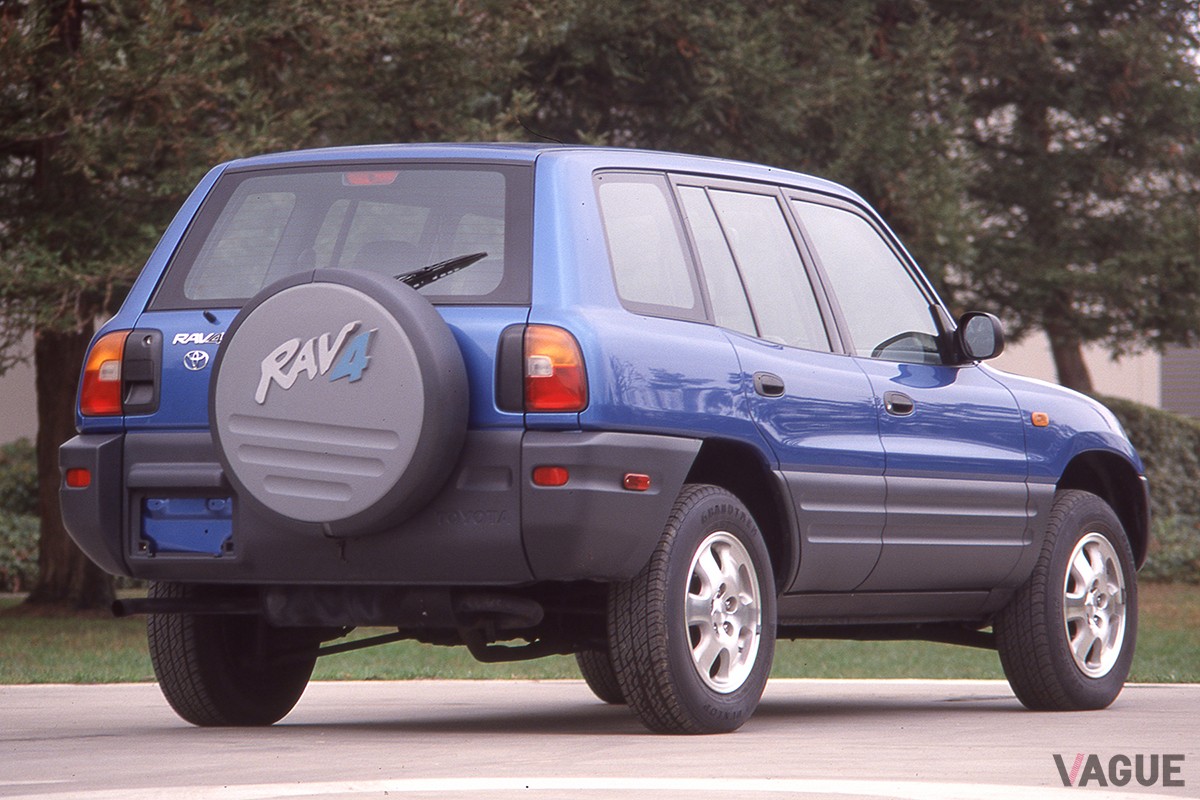 1995年4月に登場した5ドアモデル「RAV4 V」（写真は米国仕様）