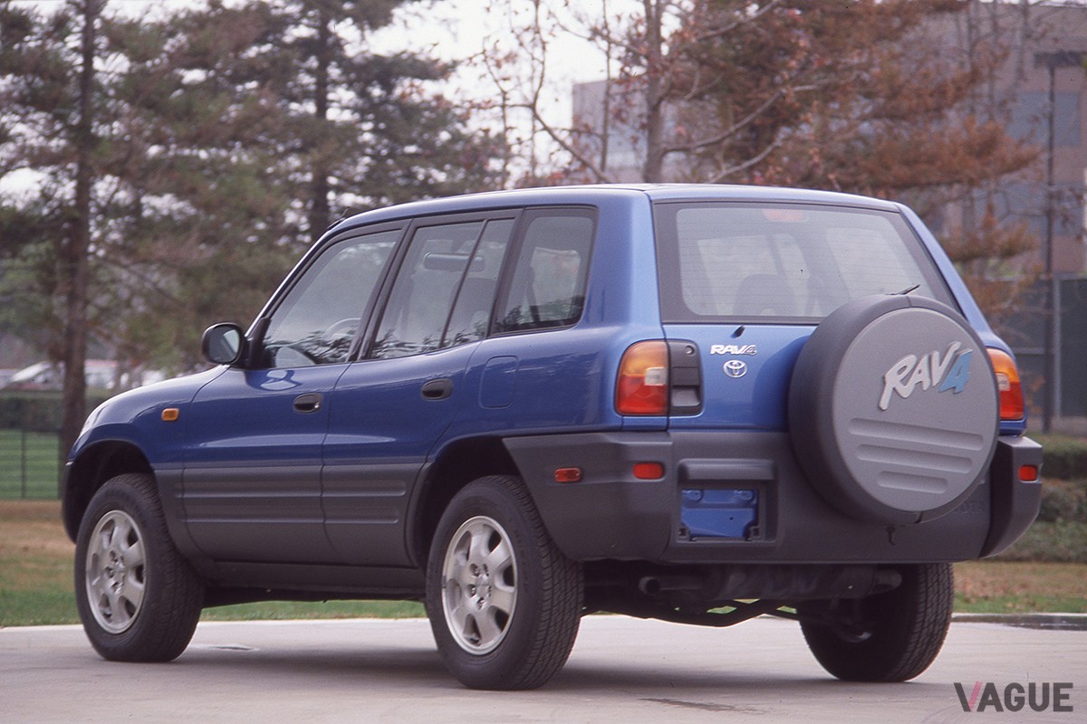 1995年4月に登場した5ドアモデル「RAV4 V」（写真は米国仕様）