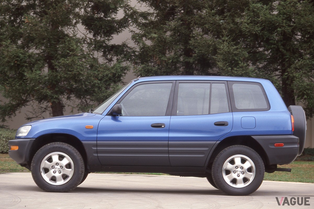 1995年4月に登場した5ドアモデル「RAV4 V」（写真は米国仕様）