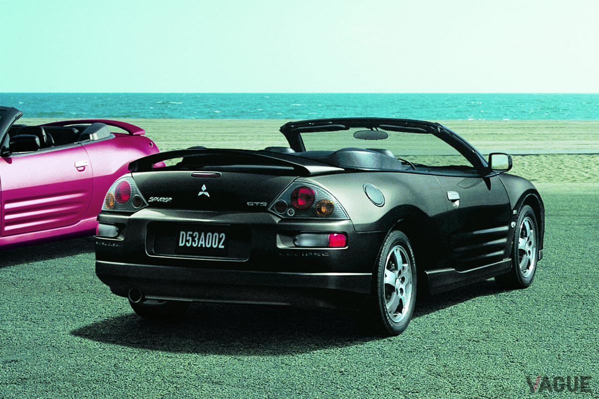 2004年10月に日本で発売された三菱2代目「エクリプススパイダー」