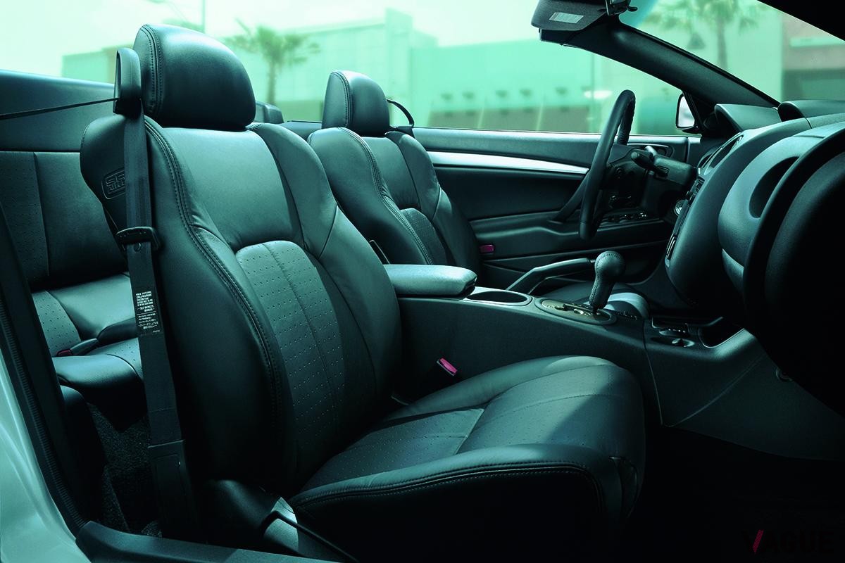 2004年10月に日本で発売された三菱2代目「エクリプススパイダー」