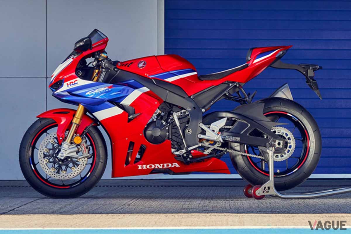 ホンダ「CBR1000RR-R」