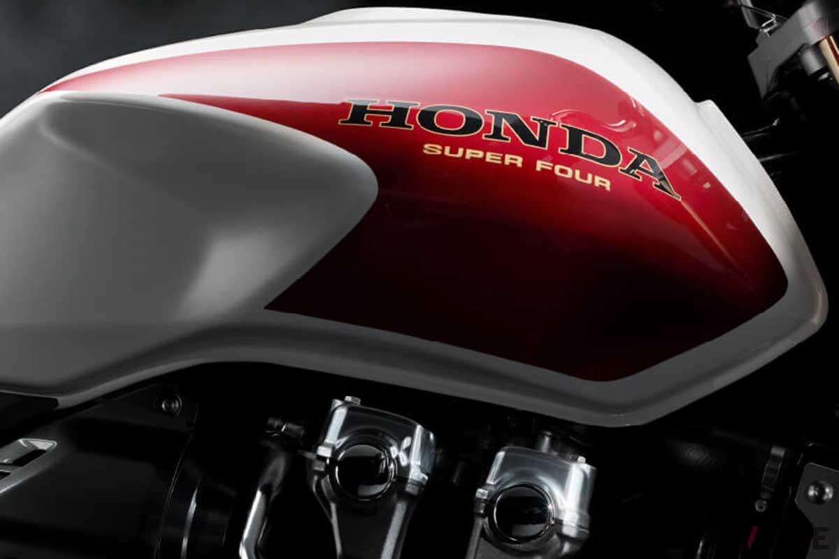 ホンダ「CB1300」