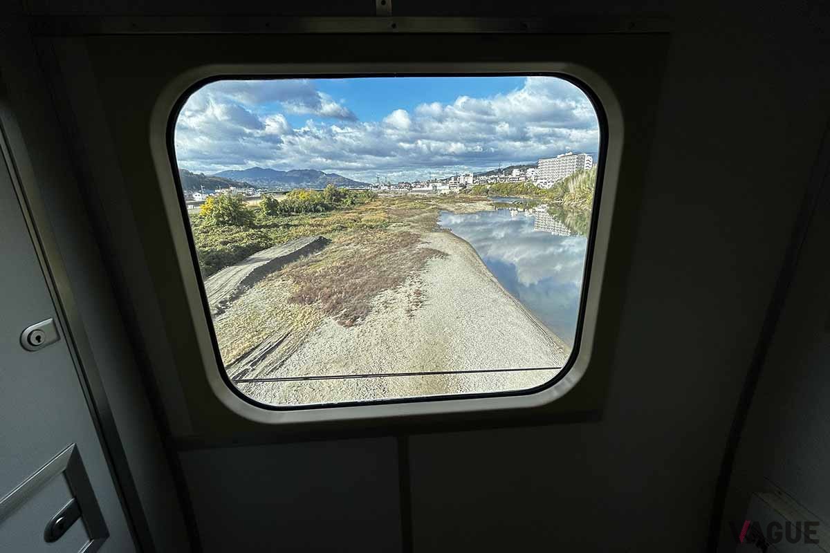 特急「こうや」のデッキ