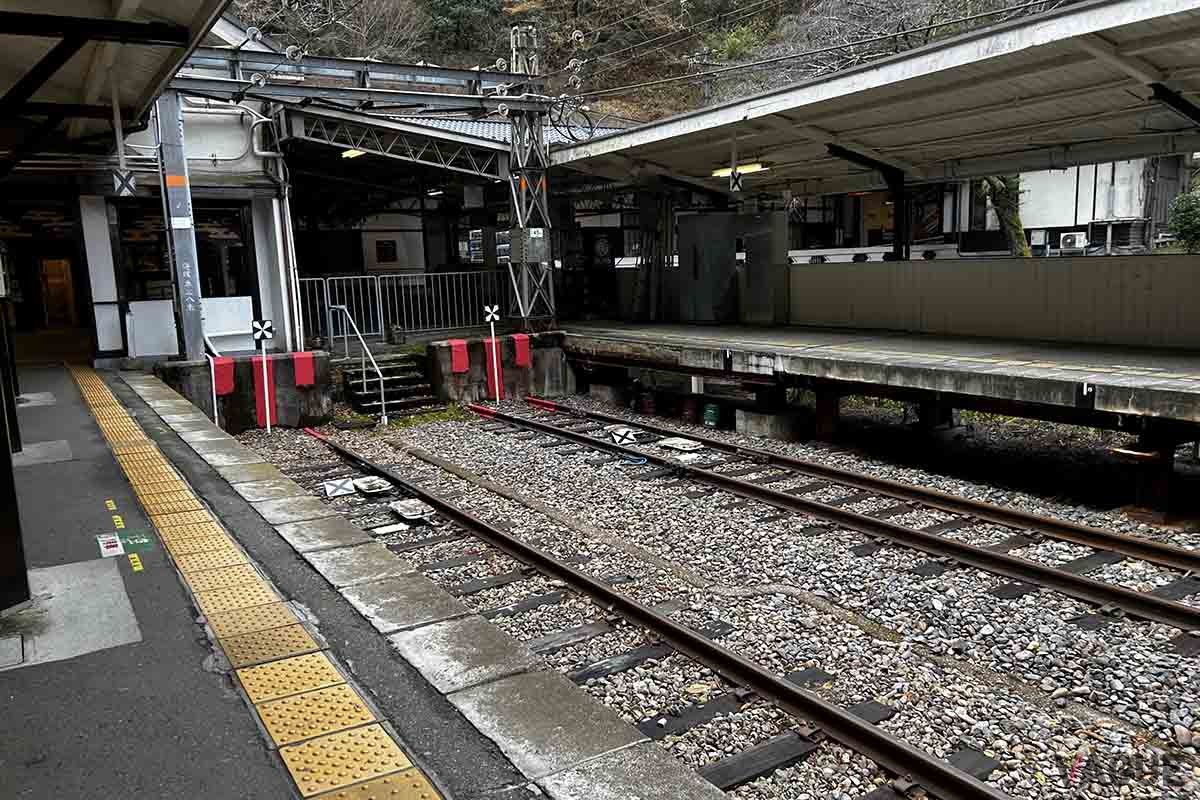 極楽橋駅