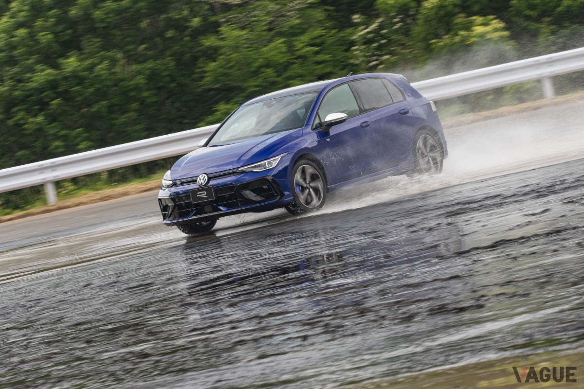 フォルクスワーゲンの新型「ゴルフR」