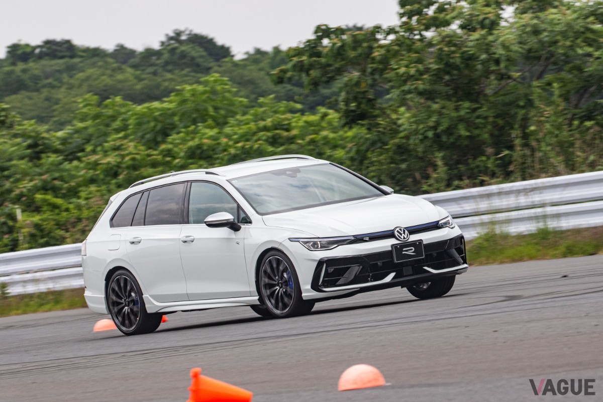 フォルクスワーゲン新型「ゴルフRヴァリアント」