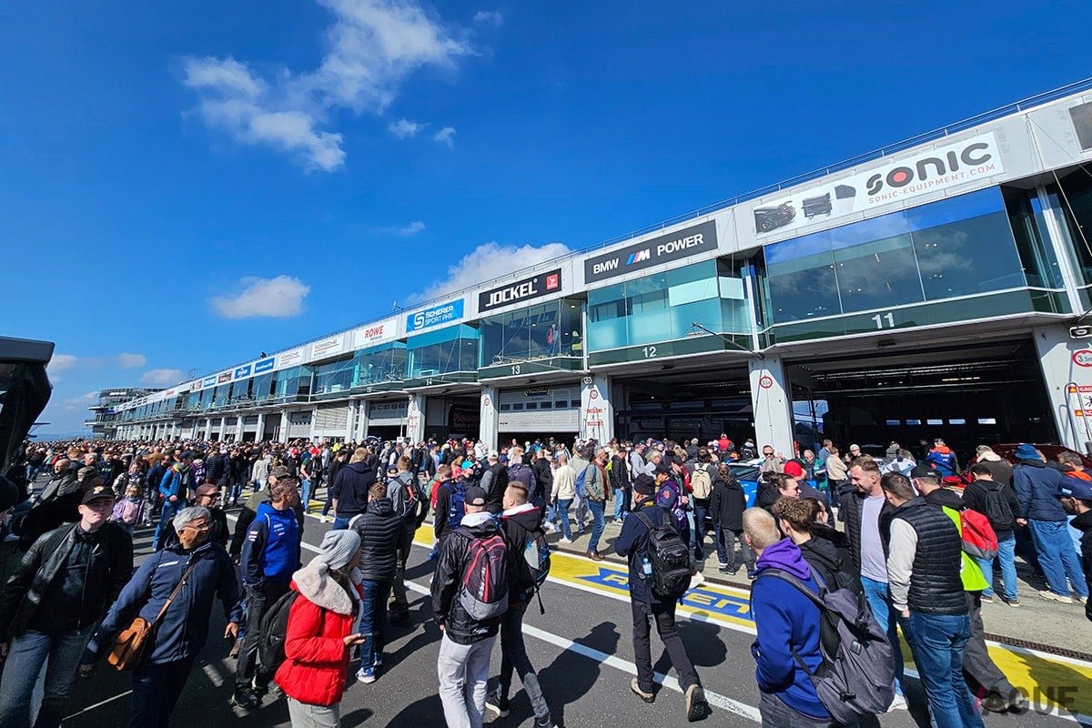 「ニュル24時間」の前哨戦となる4時間レースが開催されたニュルブルクリンクでのワンシーン