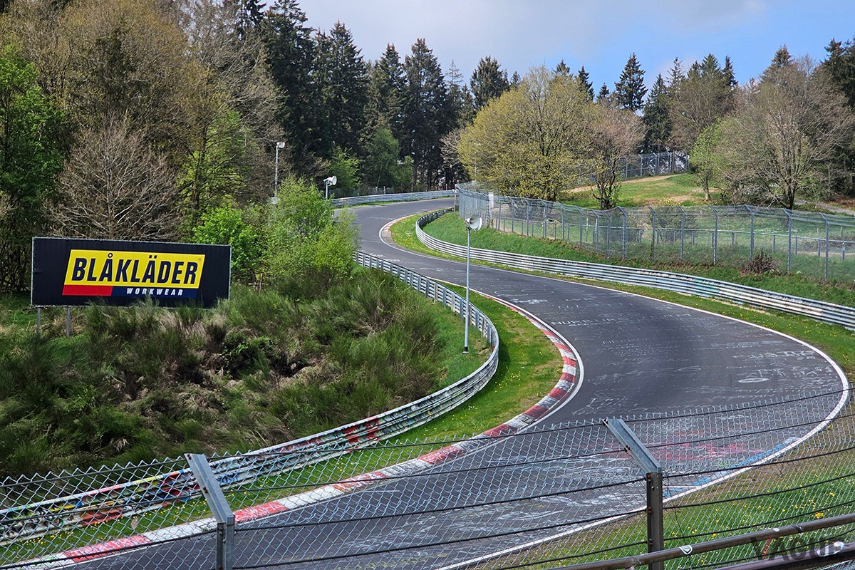 「ニュル24時間」の前哨戦となる4時間レースが開催されたニュルブルクリンクでのワンシーン