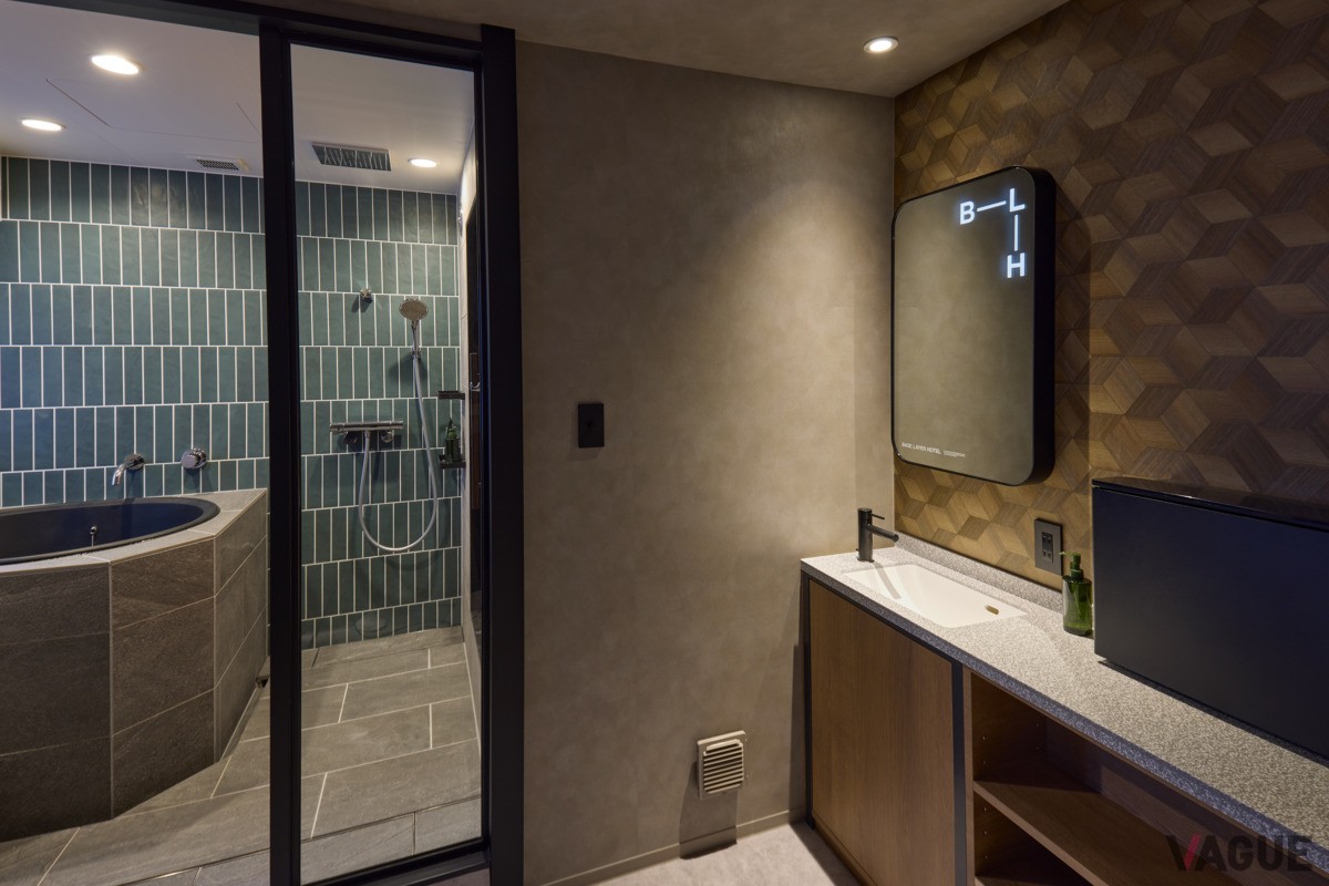 BASE LAYER HOTEL NAGOYA NISHIKI