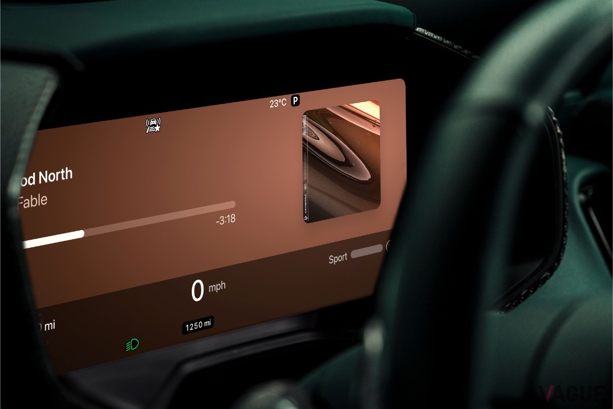  iPhoneと連携した「CarPlay Ultra」により、アストンマーティン「DBX」のメーターパネルも自在にカスタマイズ可能に