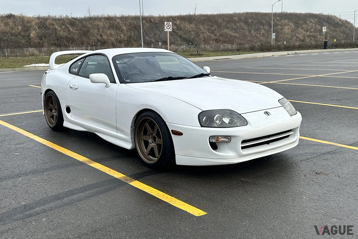 米国のオンラインオークションに登場した1999年式トヨタ「スープラ」RZ-S