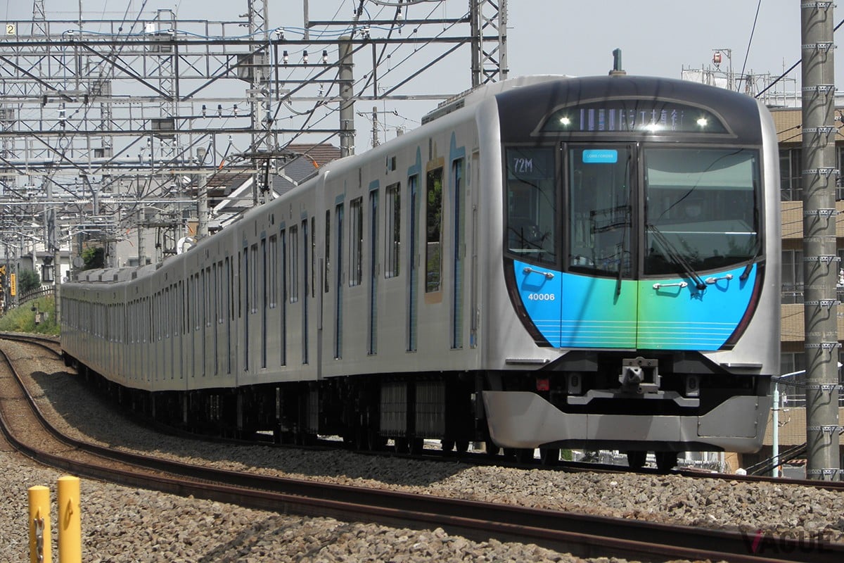 S-TRAIN