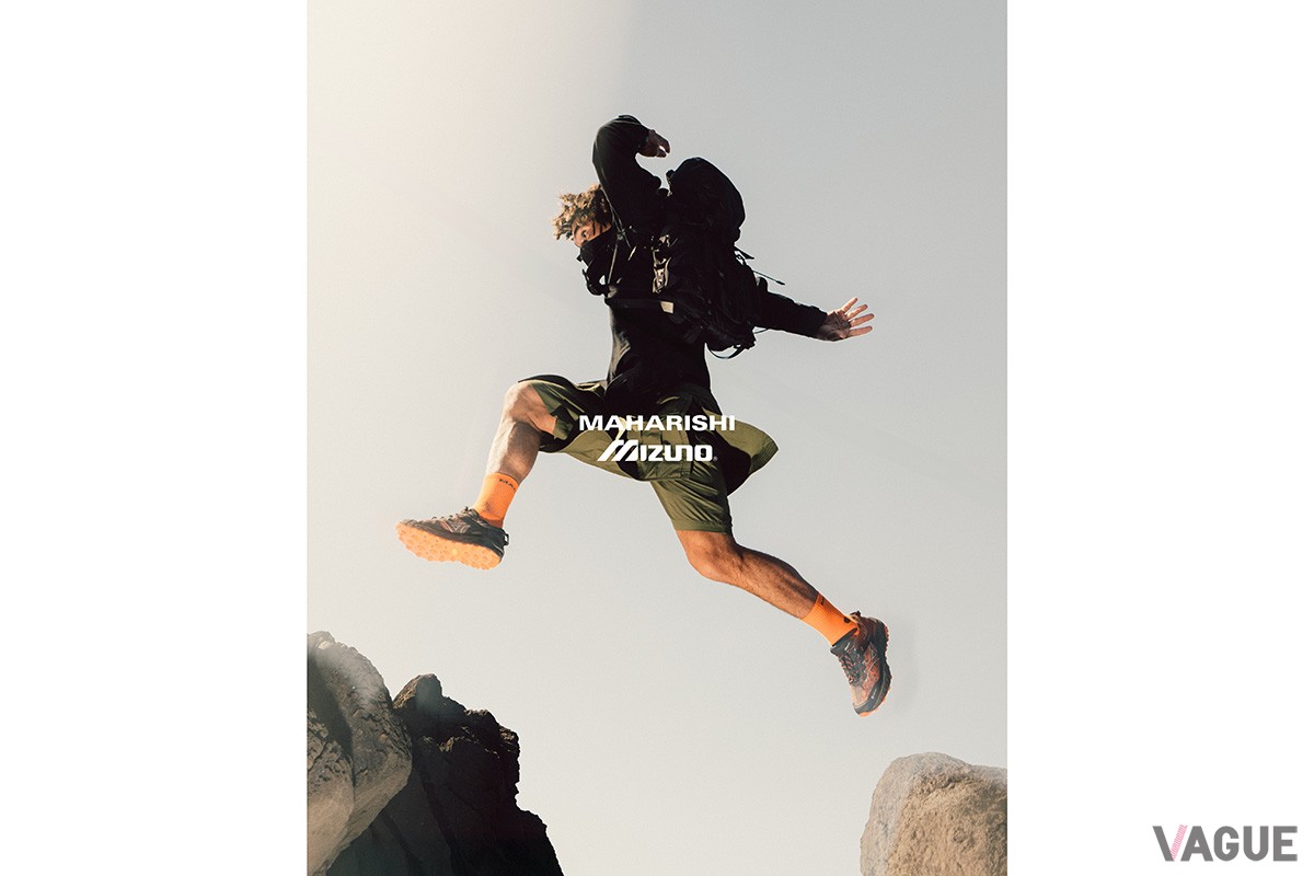 マハリシのデザインスタイルとミズノの高いパフォーマンスが融合した一足