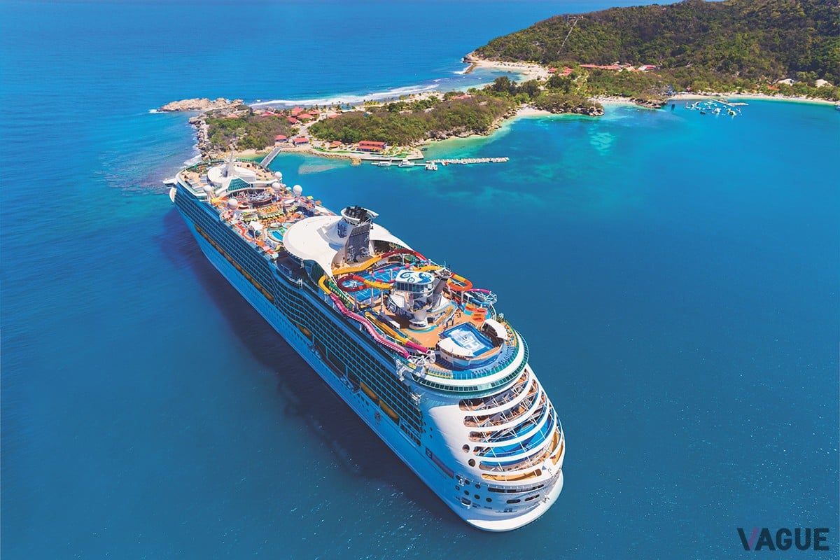 全長311m・15階建ての豪華客船！「ナビゲーター・オブ・ザ・シーズ」が