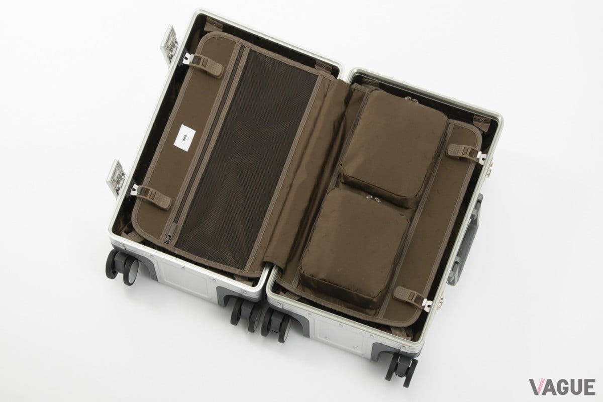 荷物を整理しやすい内装仕様