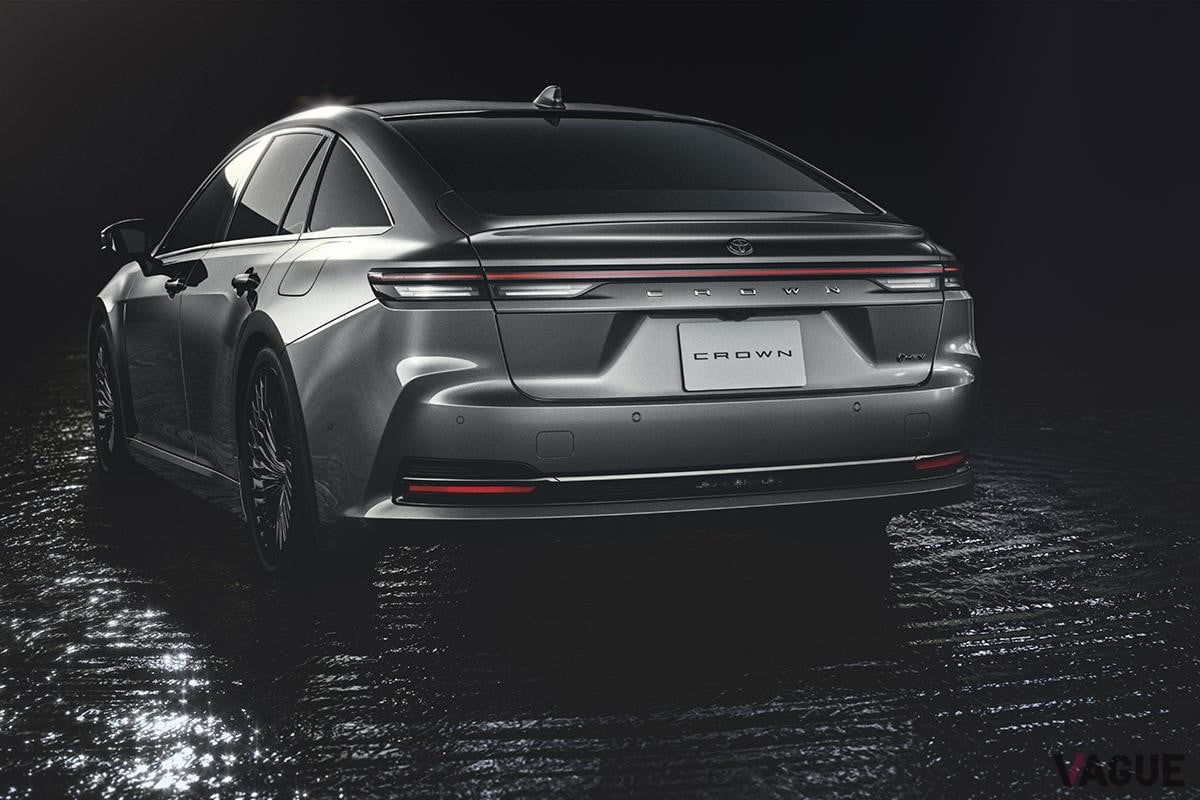 トヨタ「クラウン（セダン）」