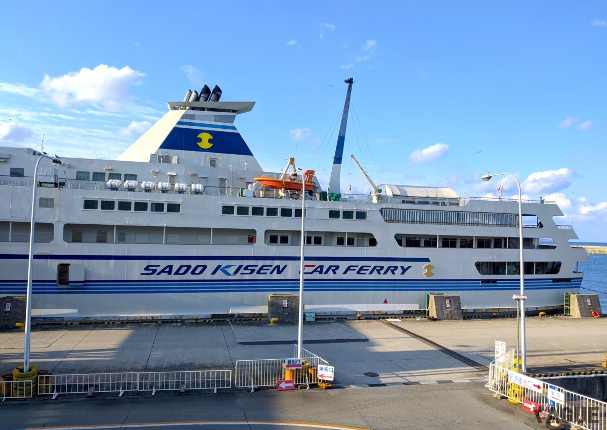 新潟‐佐渡のフェリー「佐渡汽船」の「黄金KAIDO割引プラン」を使えば航送運賃は6m未満が一律往復1万9800円となる