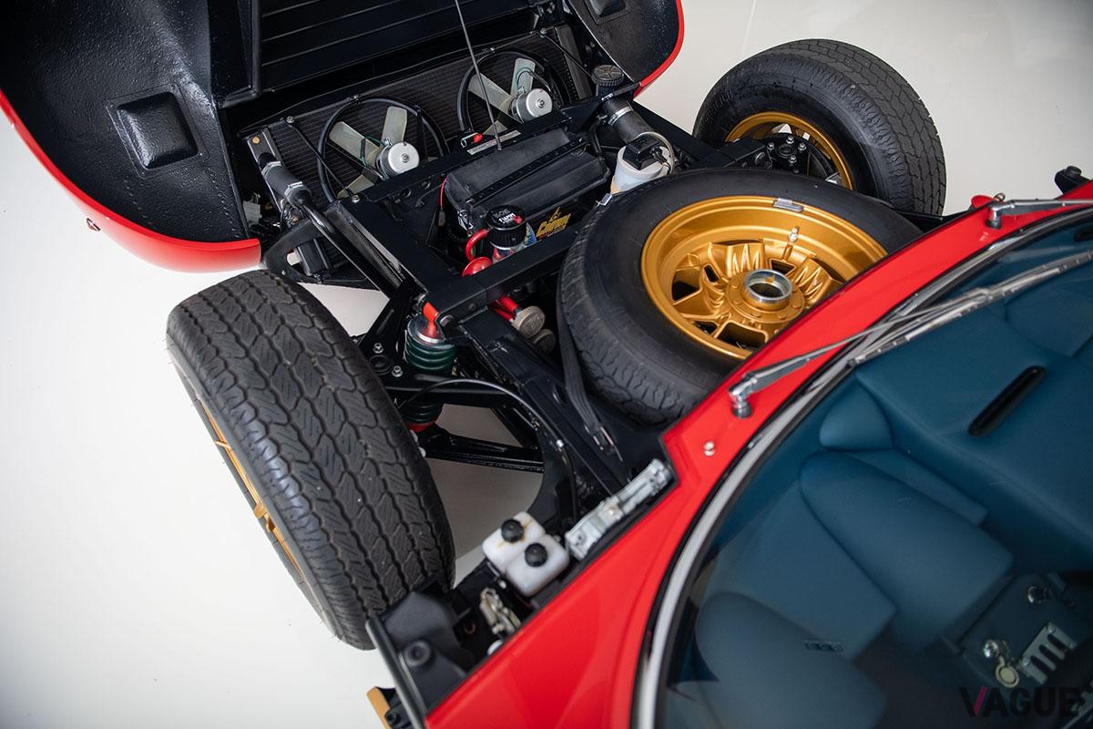 オークションに登場した1972年式ランボルギーニ「ミウラP400 SV 」Darin Schnabel  ©2024 Courtesy of RM Sotheby's