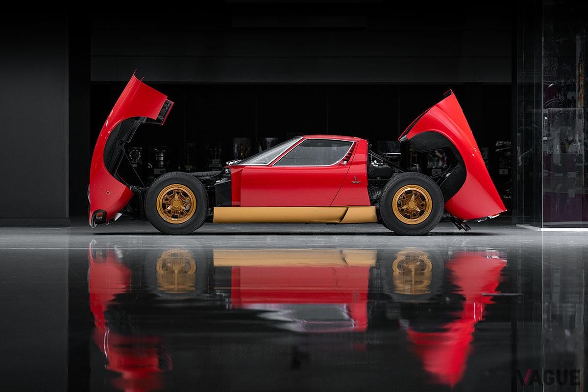 1960〜70年代「世界の有名スポーツカー」メダルコレクション6枚セット 見られるだけでも激レア！ 1960年代のレーシングカーが続々登場