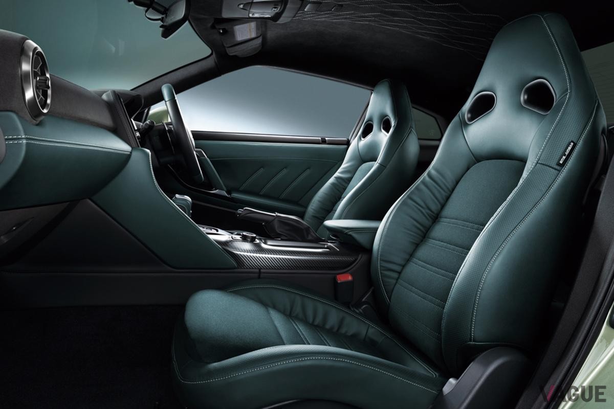 日本を代表するスーパーカー、日産「GT-R」の説明書には「超高性能エンジンのため、オクタン価100以上の無鉛プレミアムガソリンをお使いください」と書いている