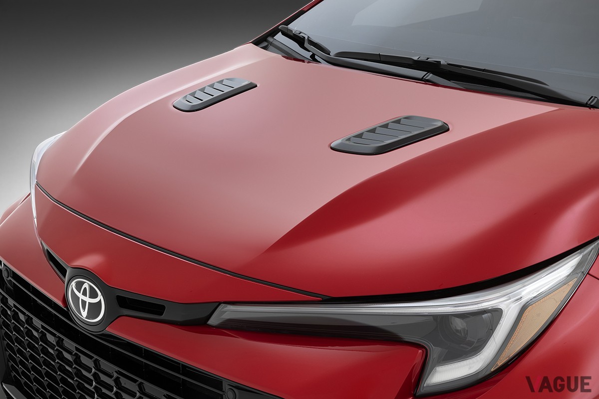 米国で世界初公開された進化版「GRカローラ」