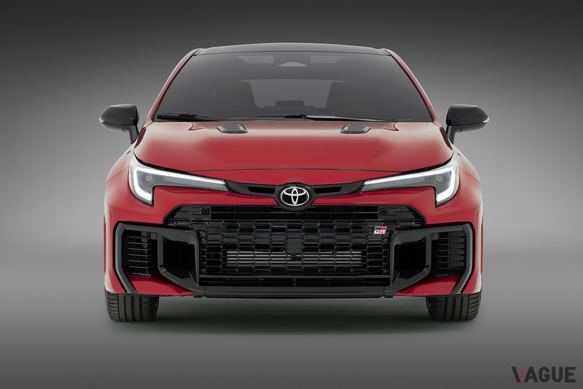 米国で世界初公開された進化版「GRカローラ」