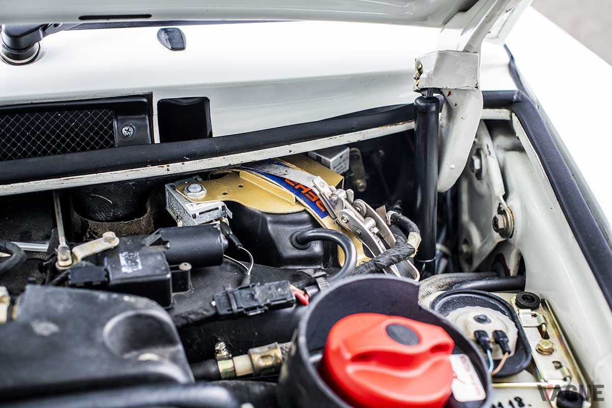 オークションに登場した1985年式ポルシェ「959 'Vorserie'」のエンジンRemi Dargegen ©2024 Courtesy of RM Sotheby's