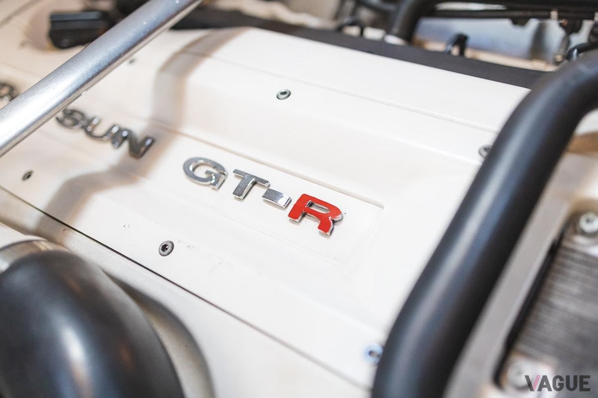 R33型スカイラインGT-RのRB26DETTエンジンを搭載する1972年式「ダットサン240Z」