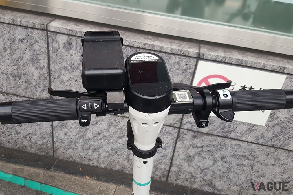 免許不要で便利な半面、道交法の理解やマナーも重要視されている電動キックボード
