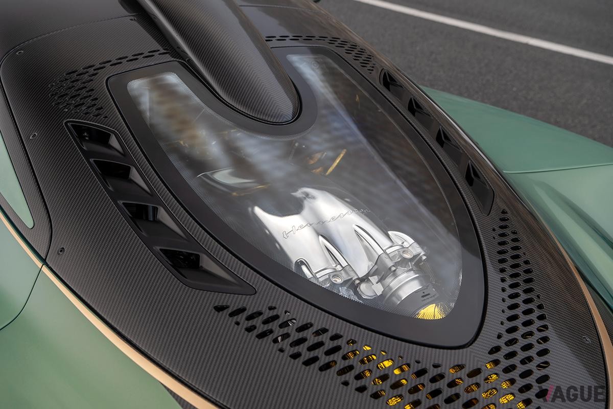 世界初公開されたヴェノム新型「F5 ステルスシリーズ」