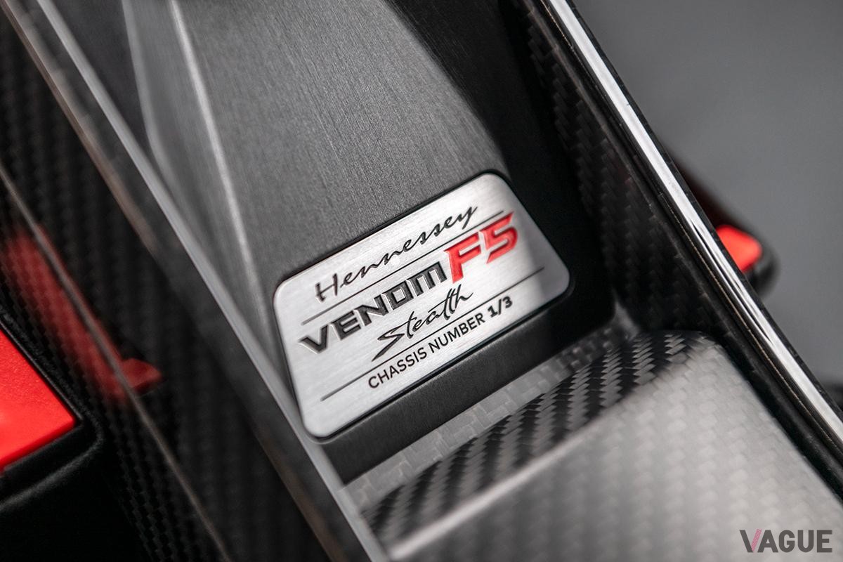 世界初公開されたヴェノム新型「F5 ステルスシリーズ」