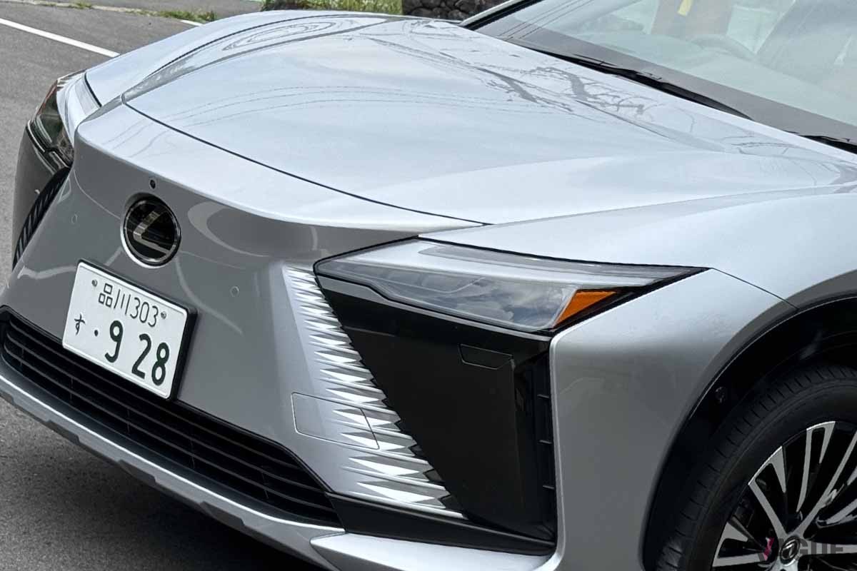 レクサス「RZ450e “version L”」