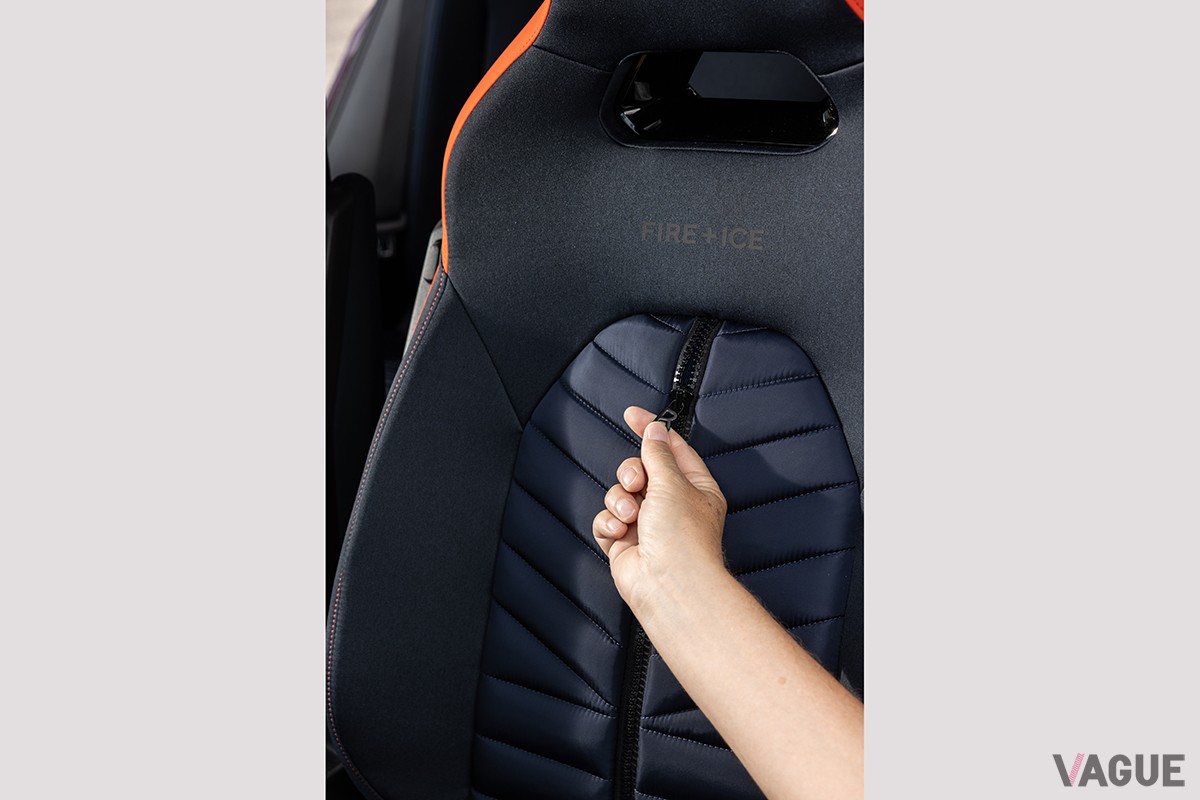 欧州で発表されたVW「ID.3 GTX ファイア+アイス」のインテリア