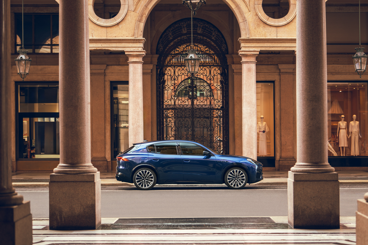 マセラティ「グレカーレ」モデナ