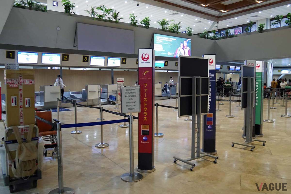 空港ではStarグレードやFOPステータスに応じて優先してチェックインできる。預ける荷物の重量優待や、受け取りも優先もある