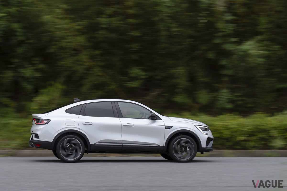 ルノー改良新型「アルカナ」