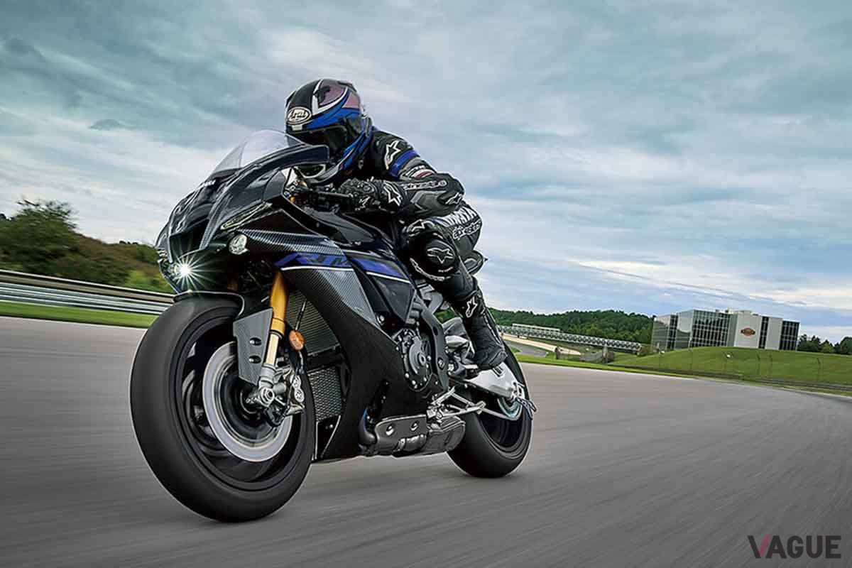 ヤマハ「YZF-R1M」