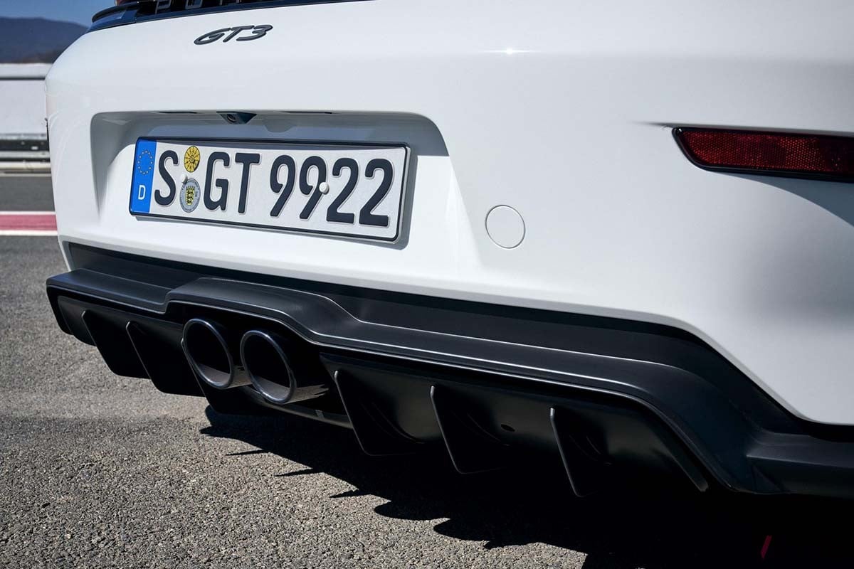 日本で受注が開始されたポルシェ新型「911GT3」（ヴァイザッハパッケージ）
