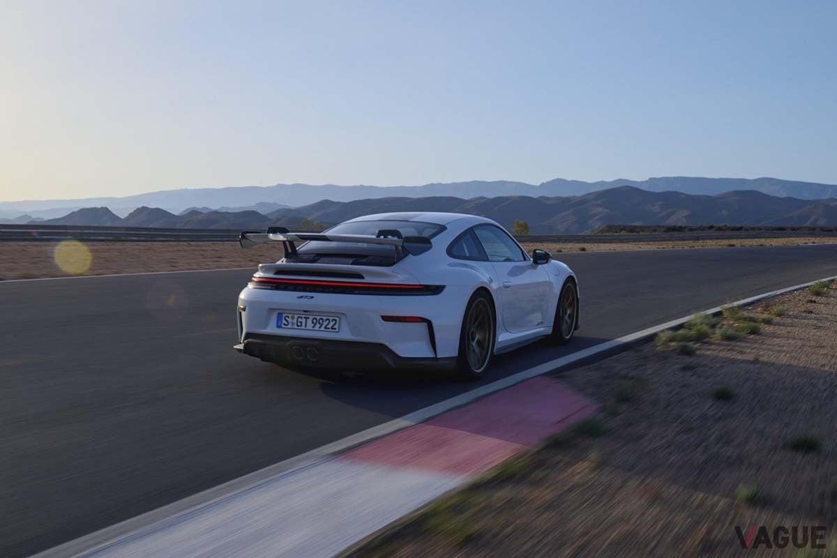 日本で受注が開始されたポルシェ新型「911GT3」（ヴァイザッハパッケージ）