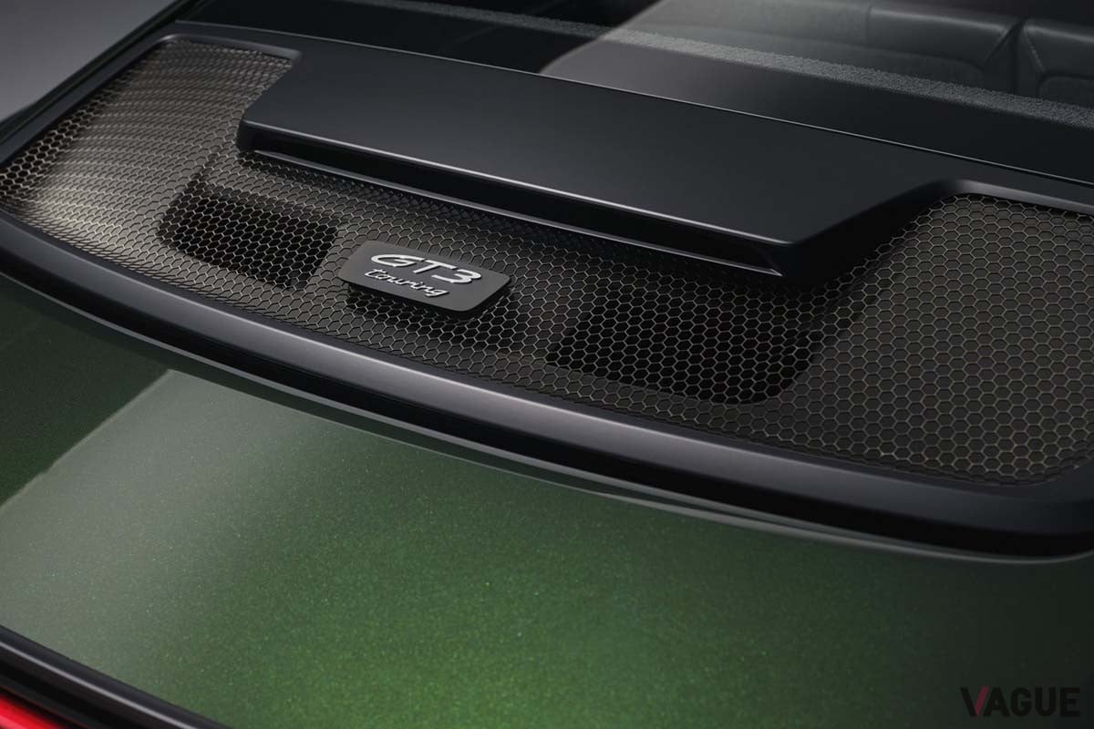 日本で受注が開始されたポルシェ新型「911GT3 ツーリングパッケージ」