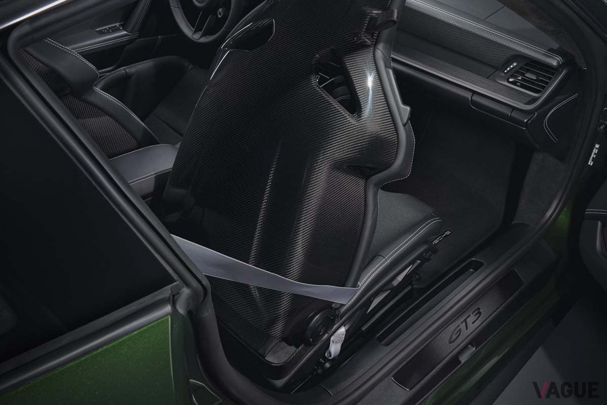 日本で受注が開始されたポルシェ新型「911GT3 ツーリングパッケージ」