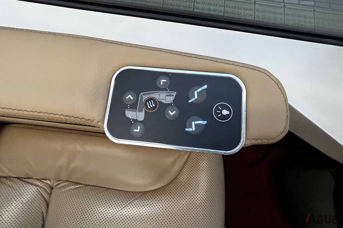 近鉄特急「ひのとり」のプレミアムシート