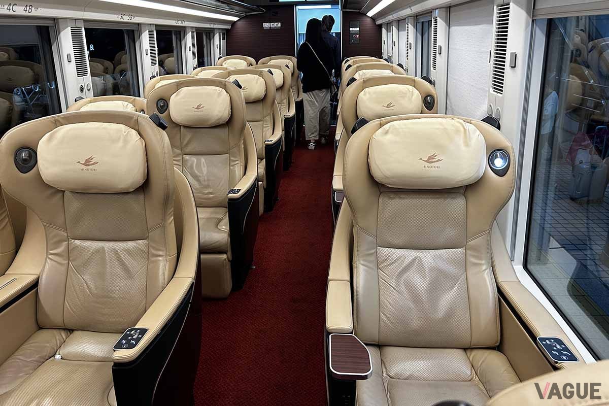 近鉄特急「ひのとり」のプレミアムシート