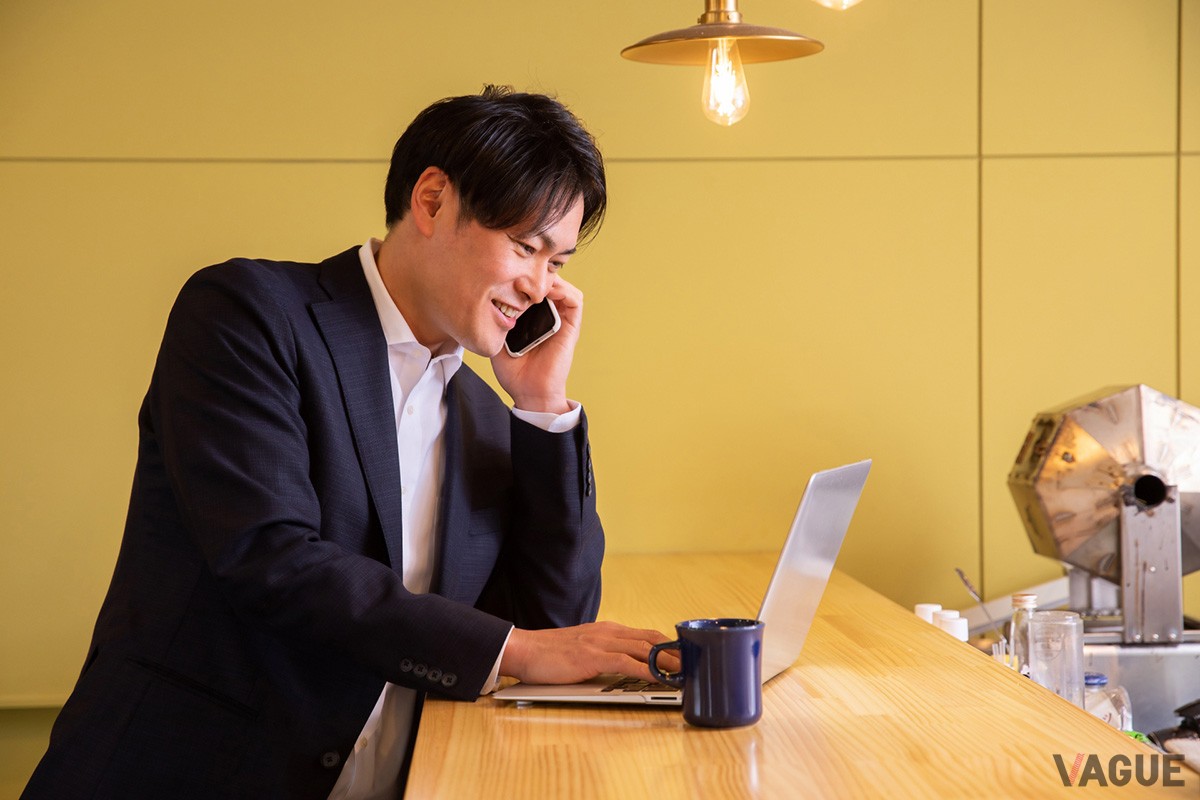 電話は声の大きさ、また長時間の会話も注意が必要