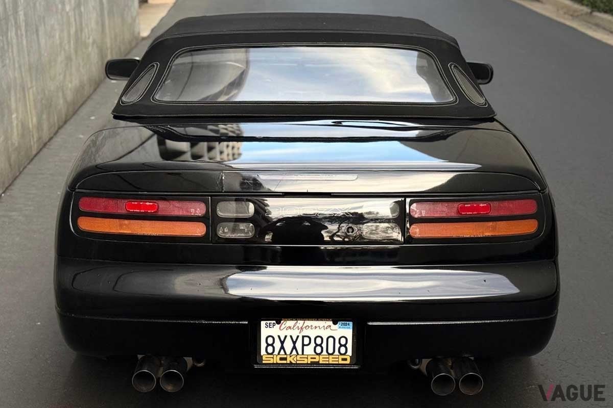 海外オークションサイト「Car＆Vids」に出品されたZ32型1993年式日産「フェアレディZ」