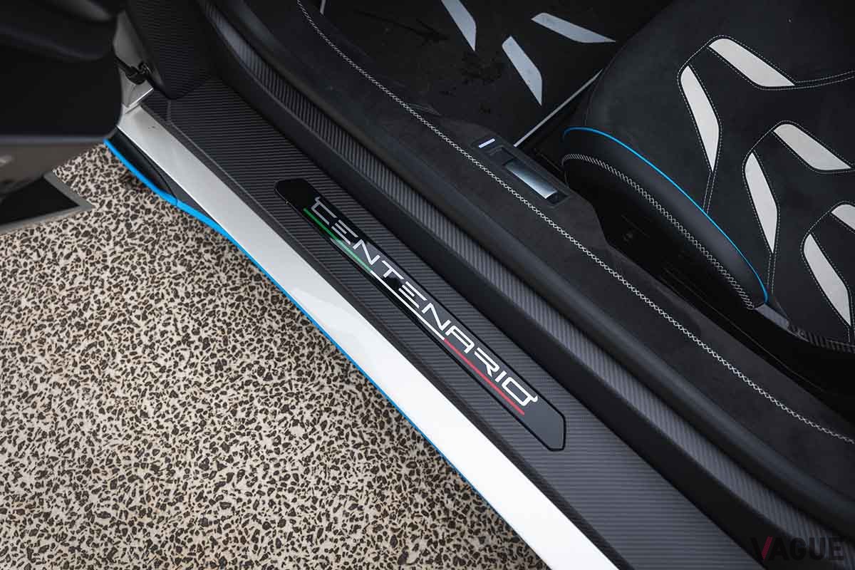オークションに登場した2017年式ランボルギーニ「チェンテナリオLP770-4 ロードスター」Ken Saito(c)2024 Courtesy of RM Sotheby's