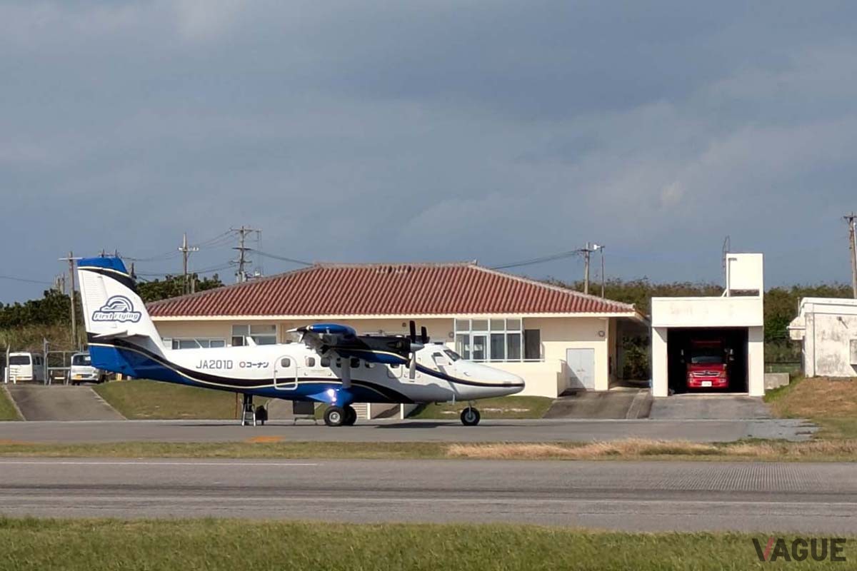 波照間空港へ到着した第一航空のバイキング社製「DHC-6-400型機」
